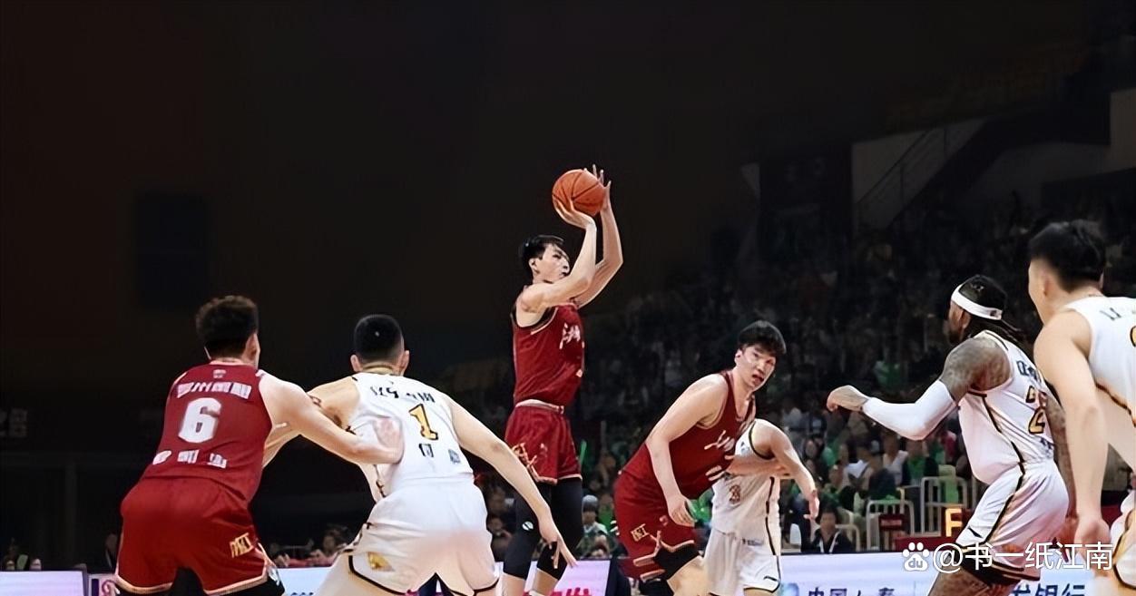 包含浙江稠州迎CBA常规赛关键赛,窗口期队长鼓劲,球迷炸锅,高层口径保持一致的词条 包含浙江稠州迎CBA常规赛关键赛,窗口期队长鼓劲,球迷炸锅,高层口径保持一致的词条