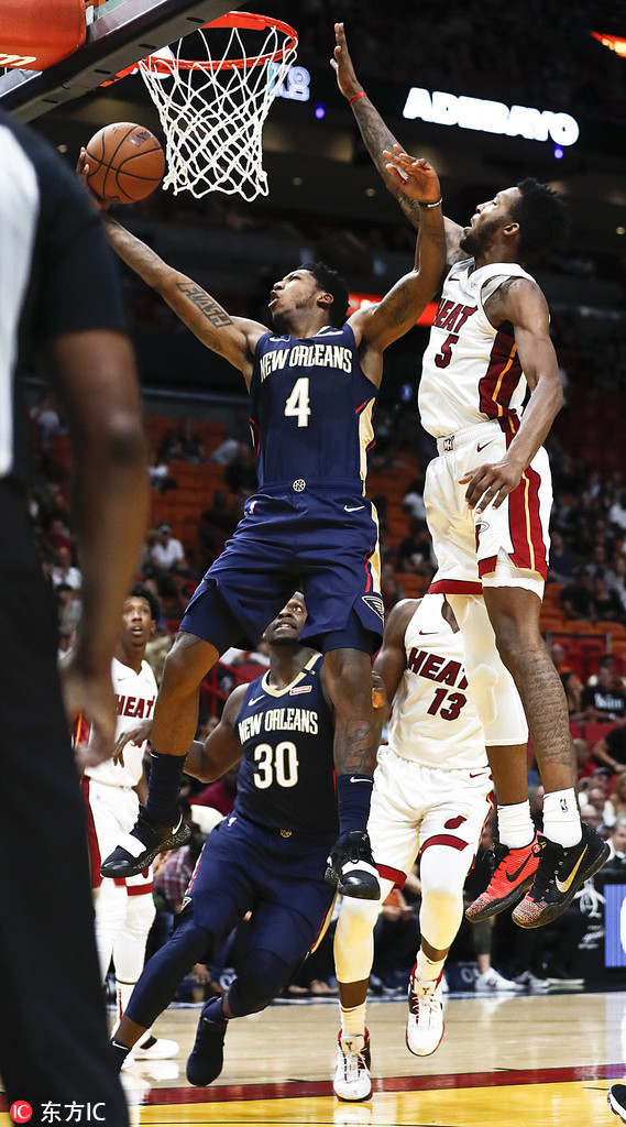 费耶诺德训练开放日,关键时刻完成体检引欢呼,NBA总决赛在即,纪律约束更严格(费耶诺德主教练) 费耶诺德训练开放日,关键时刻完成体检引欢呼,NBA总决赛在即,纪律约束更严格(费耶诺德主教练)